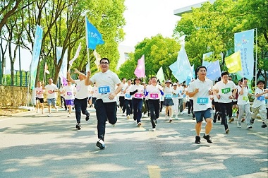 FUN肆奔跑 悅動(dòng)四方?——四方光電2025年環(huán)湖健康跑活動(dòng)圓滿收官